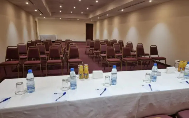 El Sheikh Suites Hotel