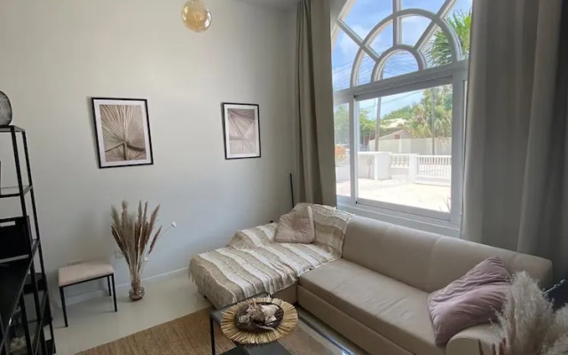 Palm Beach Vacaysuites - Palm Suite 100m2