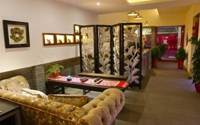 Taiyuan Cloth Tiger Inn