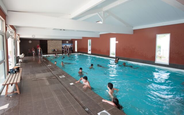 Camping Les Places Dorees