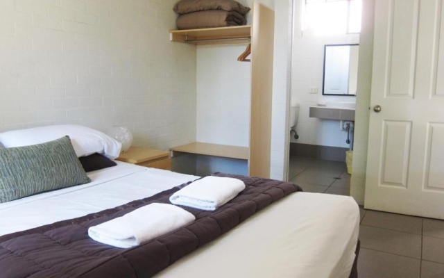 Horizons Motel – Guest Rooms – Gold Coast