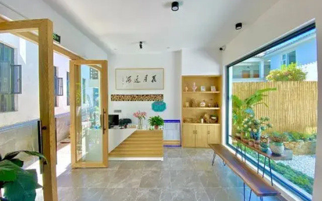 ayan house