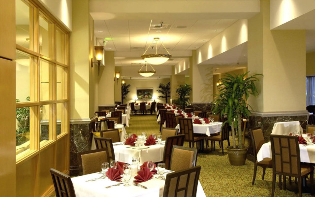 Delta Hotels by Marriott Seattle Everett