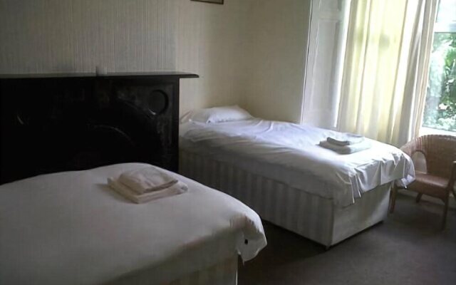 Flat 5 Cardiff