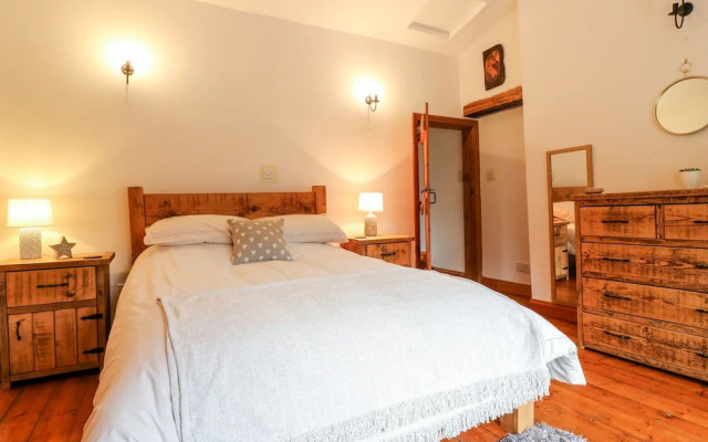 Hallbrook Cottage