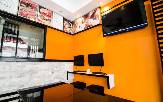 FunDee Boutique Hotel