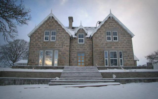 Muckrach Hotel