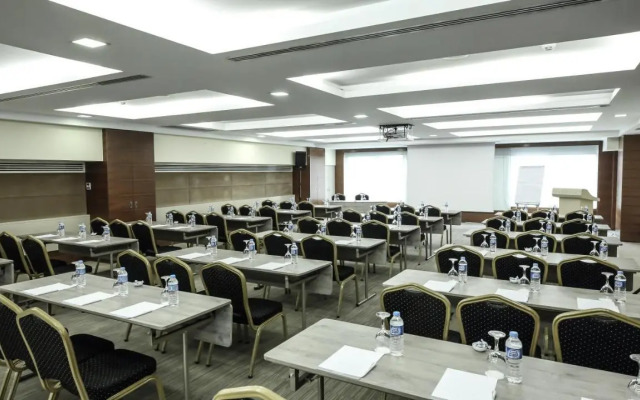 Dedeman Istanbul