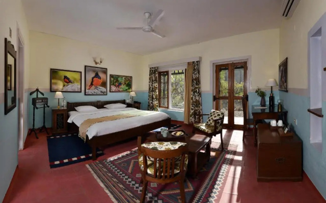 Neemrana's Glasshouse on The Ganges