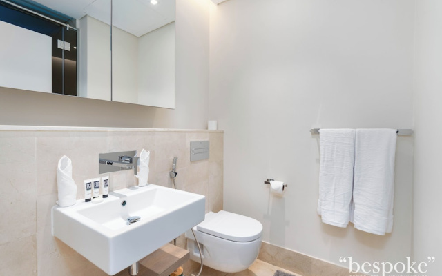 2BR with Terrace in The 8 by Bespoke