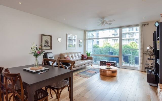 Gorgeous 2 Bed, with Balcony, Battersea