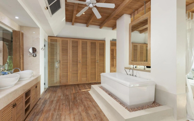 Ocean View Boutique 8BR Pool Villa Sawan