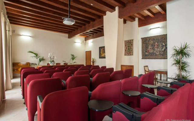Hotel Flora