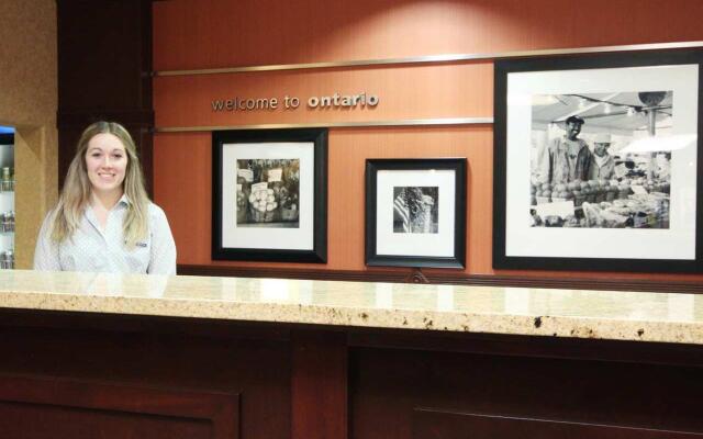 Hampton Inn & Suites Ontario