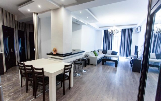 Tbilisi City Center Luxury Apartment #14