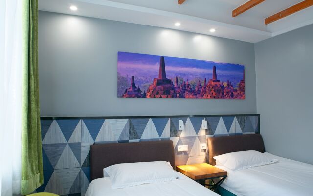 Cloudland International Youth Hostel