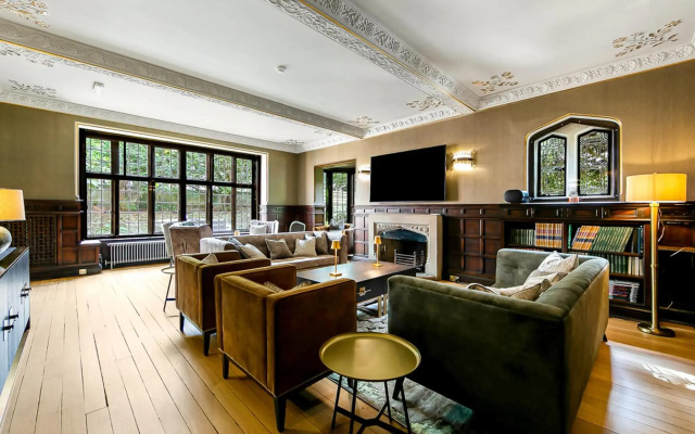 Tudor Grange