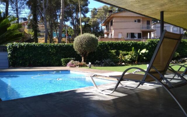 Villa Del Bosque