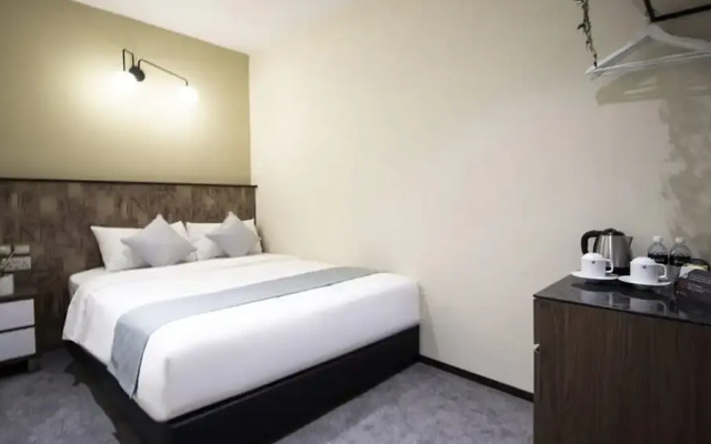 Hotel Calmo Hamilton