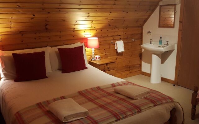 Carn Mhor Bed and Breakfast