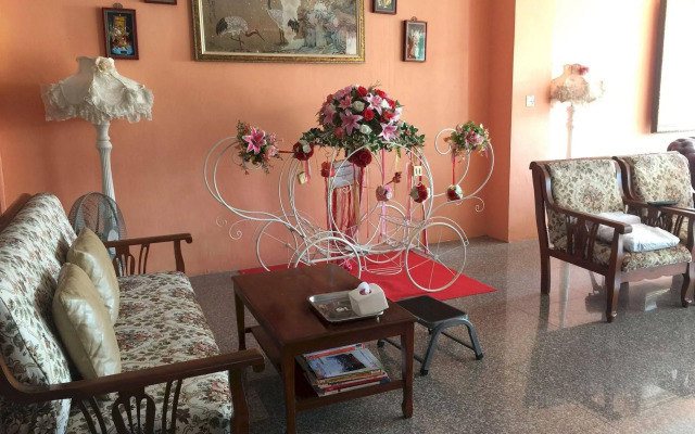 Krabi Serene Loft Hotel