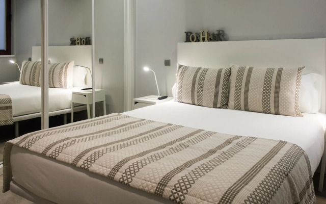 Arenal Suites