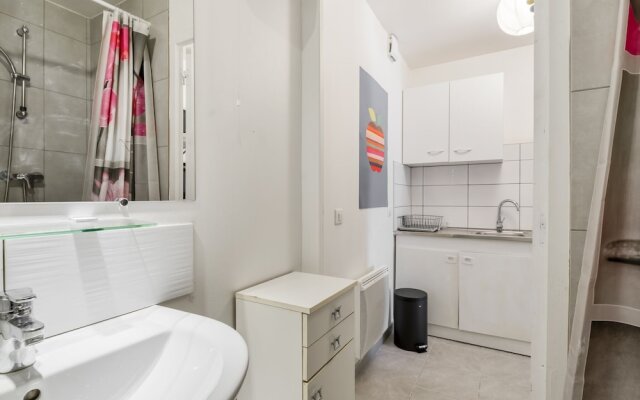 Inviting Holiday Home in Rasteau Near Vaison la Romaine