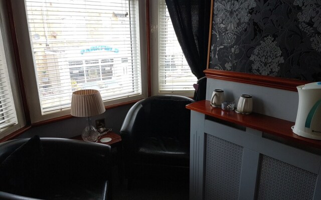 The Cresta Guest House