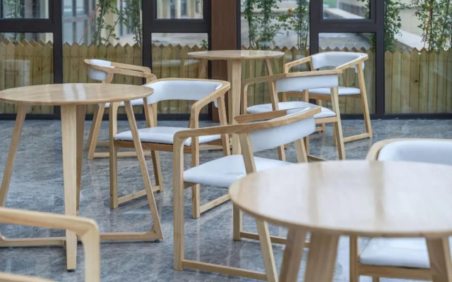 Dengfeng Rezen Select Hotel