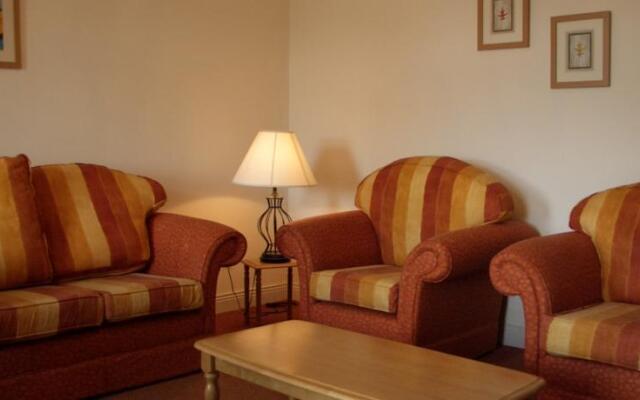 Hilltop Apartments