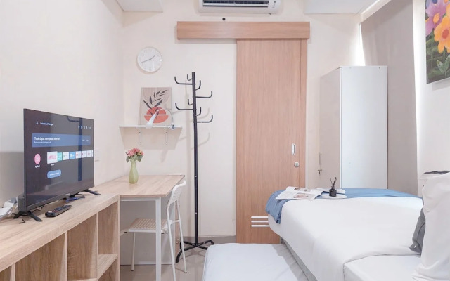 Good Place And Cozy Studio Apartment B Residence