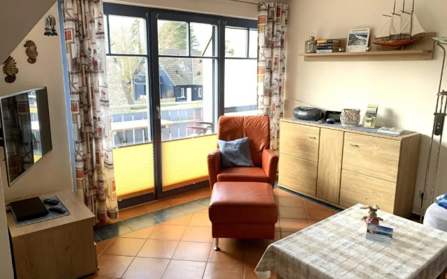 Neue Reihe 43 Villa Regulus OG