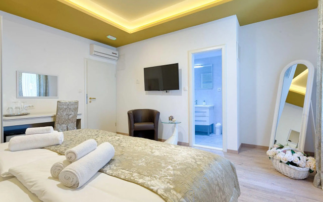 Luxury Rooms Floramye - Adults Only