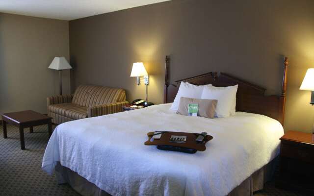 Hampton Inn Olathe
