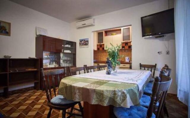 Apartment in Vinisce 7417