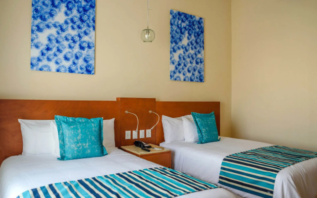 Krystal Urban Cancun & Beach Club