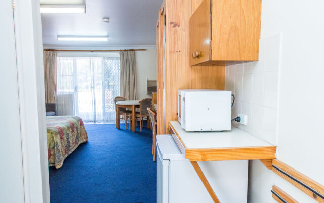 Econo Lodge Alabaster