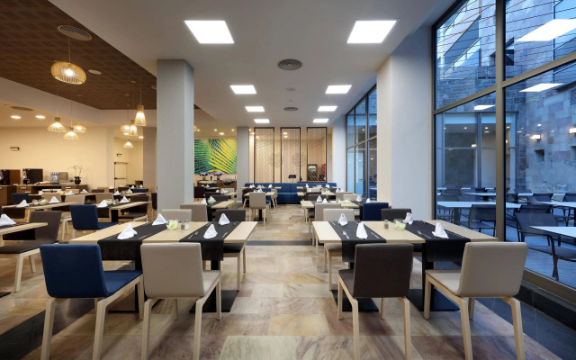 Villas Geranios Suites & Spa