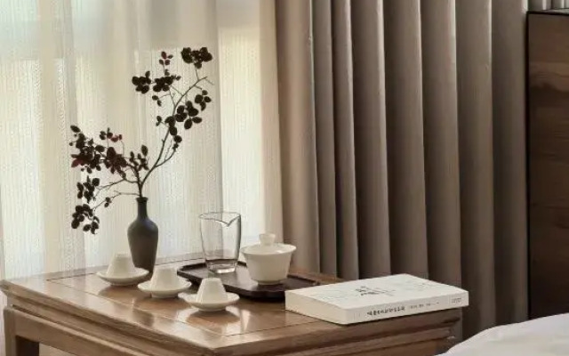 Taining Extraordinary Companion Mountain Residence