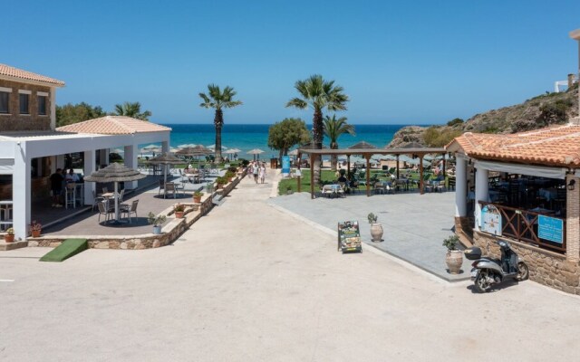 Plaka Beach Resort