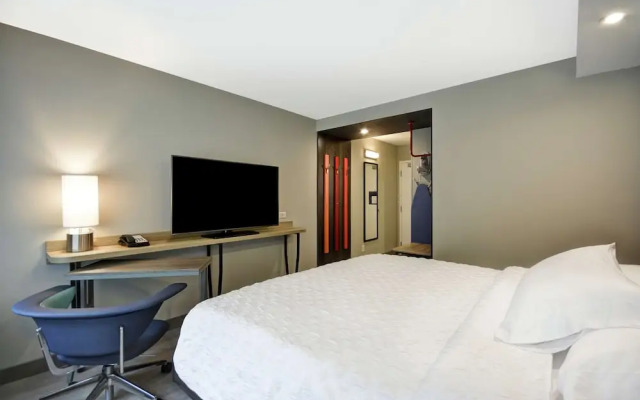 Tru by Hilton Chicopee Springfield