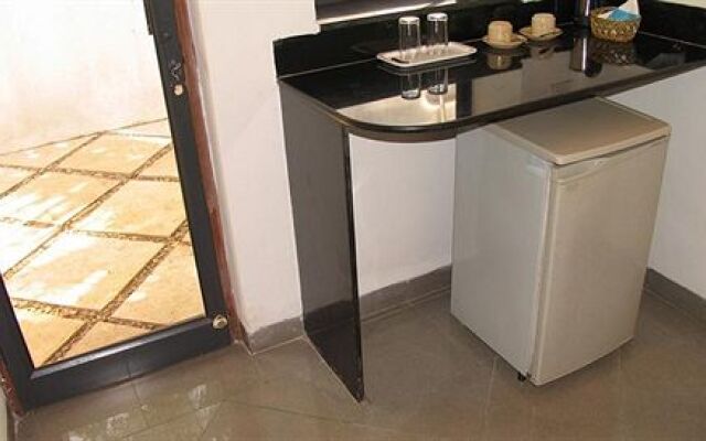 Granpas Inn - Hotel Bougainvillea