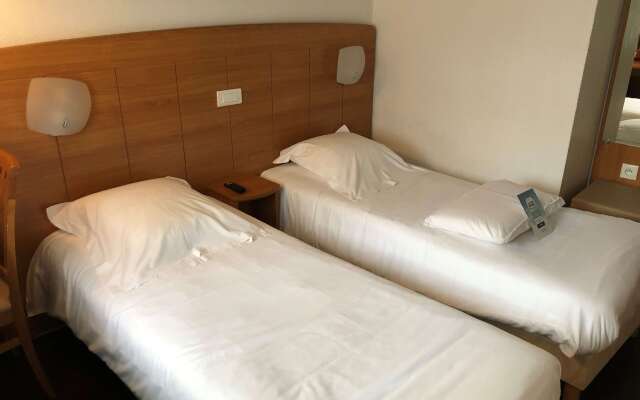 Hotel Kyriad Reims Est Parc des Expositions