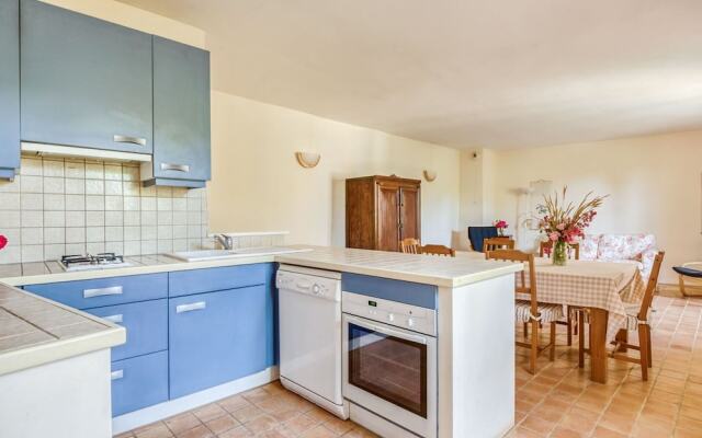 The Awning Housecosy Holiday Home in Rustrel With Swimming Pool