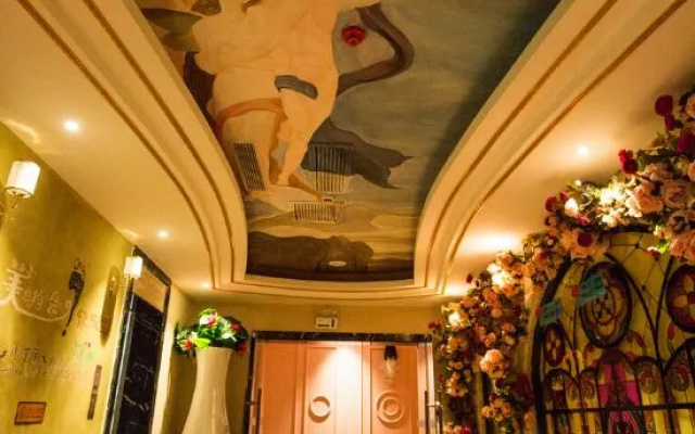 Xiaowang Kingdom Theme Hotel (Shiyan Railway Station North Square Beijing South Road Branch) – Lobby – Shiyan