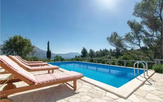 Holiday Home In Zrnovo