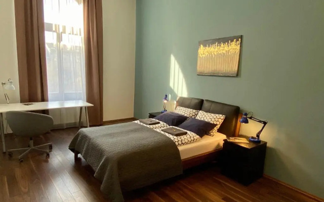 Gracia Apartment House