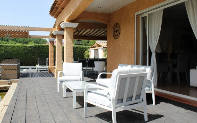 Holiday Home With Large Garden and Pool