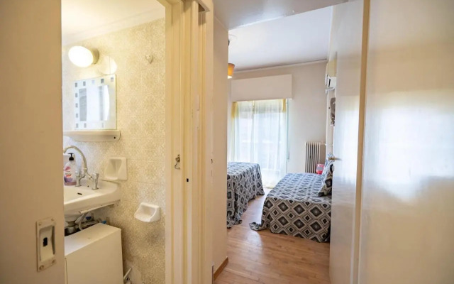 Acropolis Athens 1 bedroom 6 persons apartment.