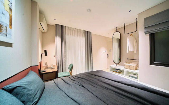 Express by M Village 46 Thao Dien